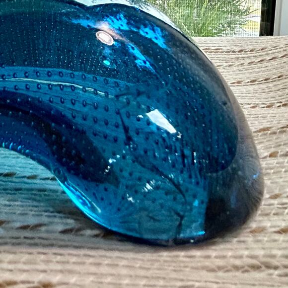 Blenko Vintage Cobalt Blue Controlled Bubble Art Glass Bowl or Ashtray - Picture 5 of 16